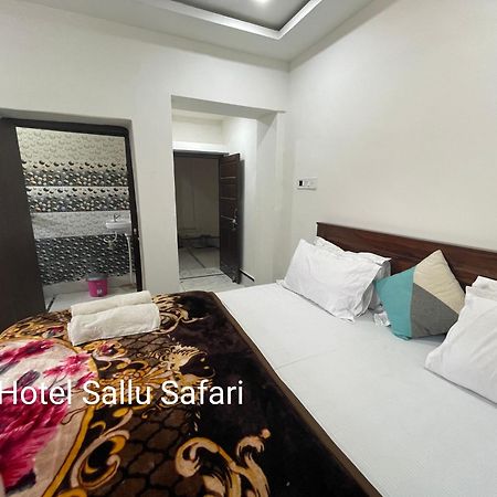 Hotel Sallu Safari Джайсалмер Екстериор снимка