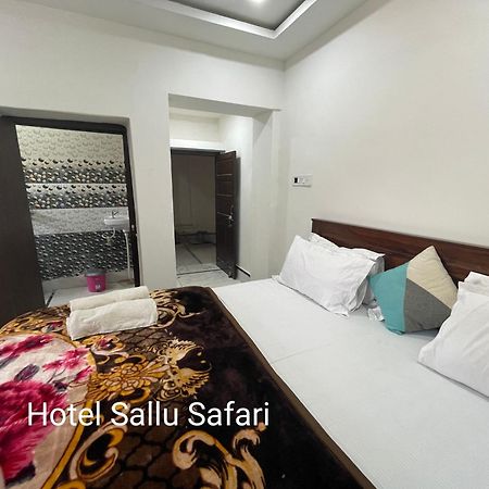 Hotel Sallu Safari Джайсалмер Екстериор снимка