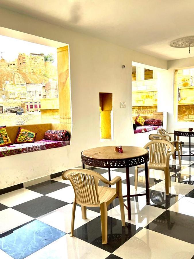 Hotel Sallu Safari Джайсалмер Екстериор снимка