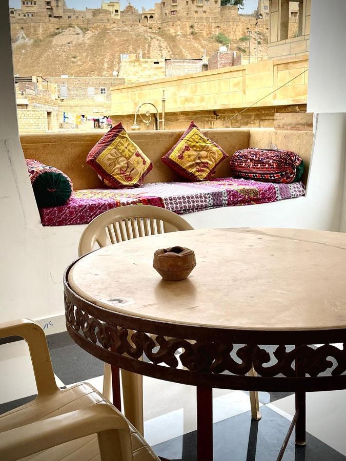 Hotel Sallu Safari Джайсалмер Екстериор снимка