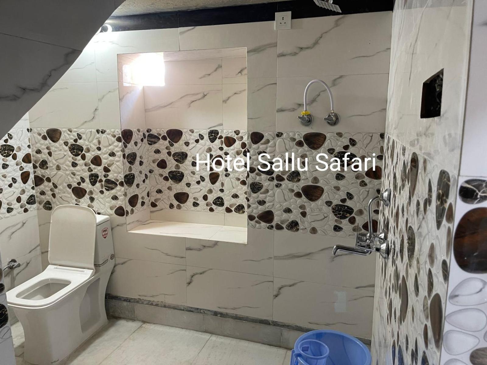 Hotel Sallu Safari Джайсалмер Екстериор снимка
