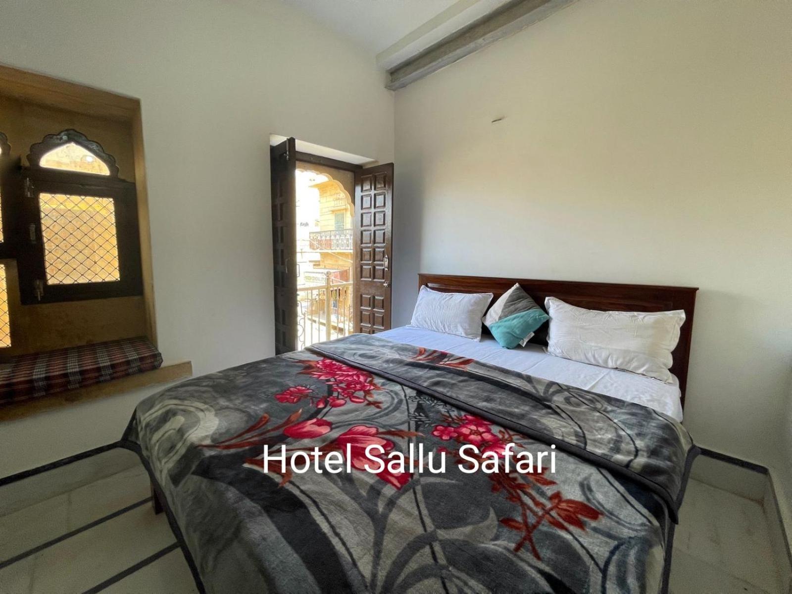 Hotel Sallu Safari Джайсалмер Екстериор снимка